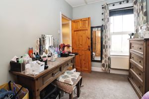 ST LEONARDS ROAD- click for photo gallery